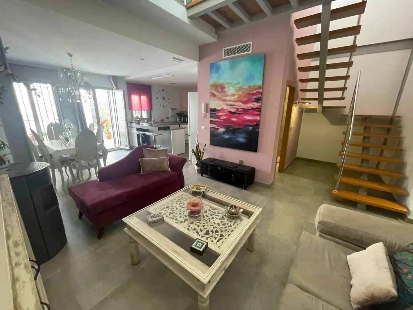 Sala de estar de Casa o chalet en venta en La Rinconada con Aire acondicionado