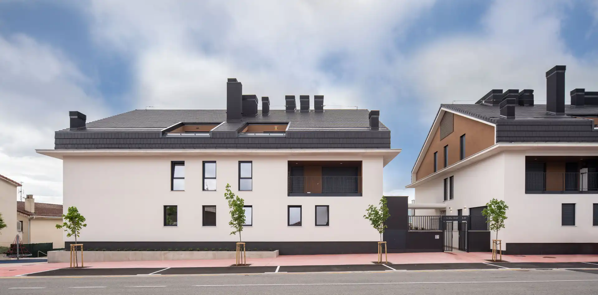 Vista exterior de Planta baja en venta en Zizur Mayor / Zizur Nagusia con Calefacción, Terraza y Horno