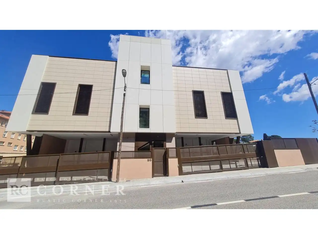 Vista exterior de Piso en venta en Barcelona con Aire acondicionado, Parquet y Terraza