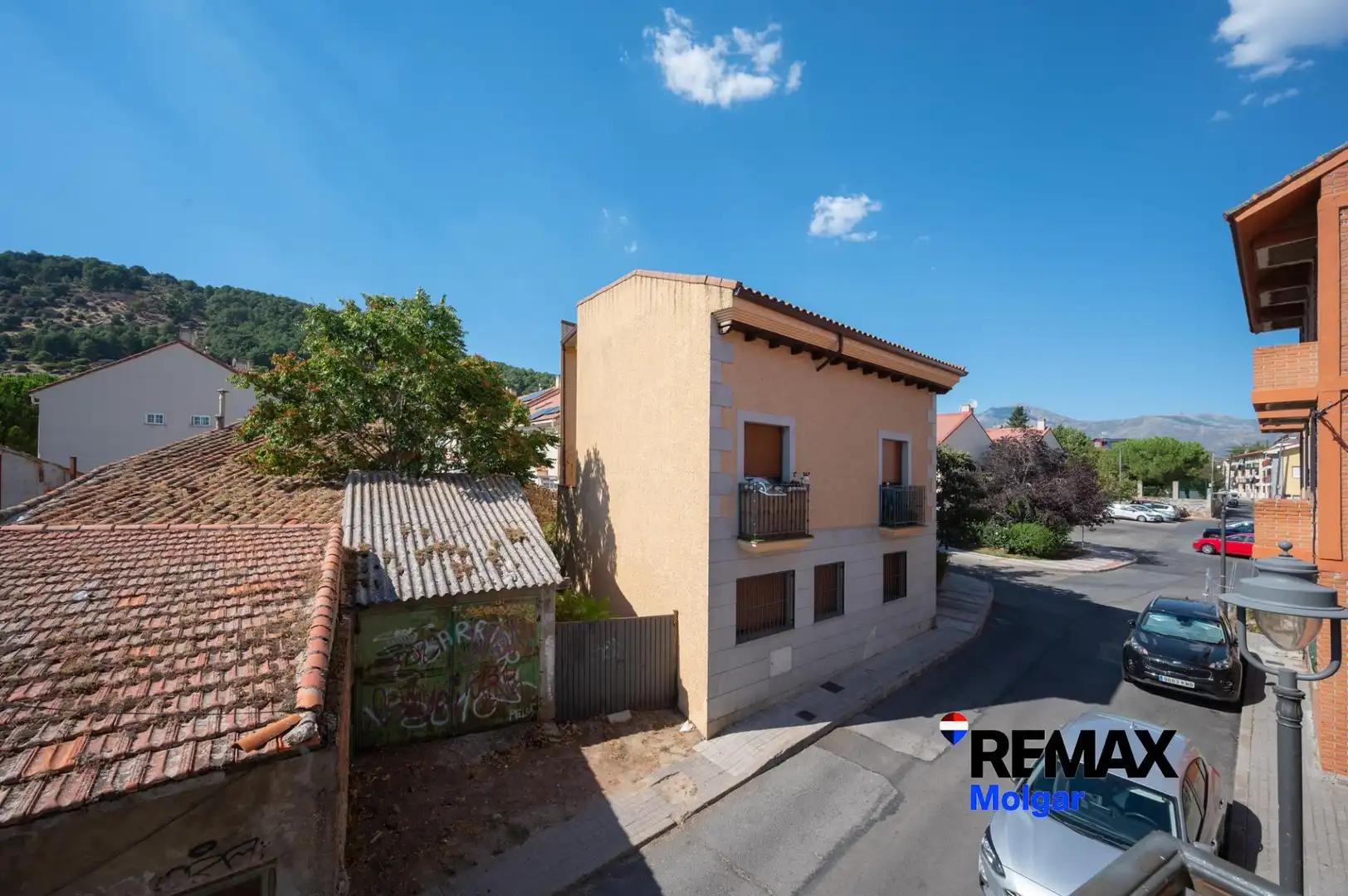 Exterior view of Flat for sale in Moralzarzal  with Heating