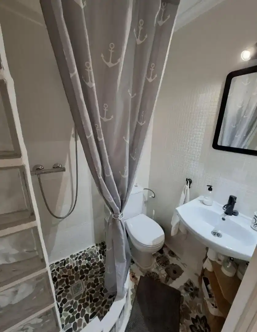 Bathroom of Study for rent in Alicante / Alacant  with Air Conditioner