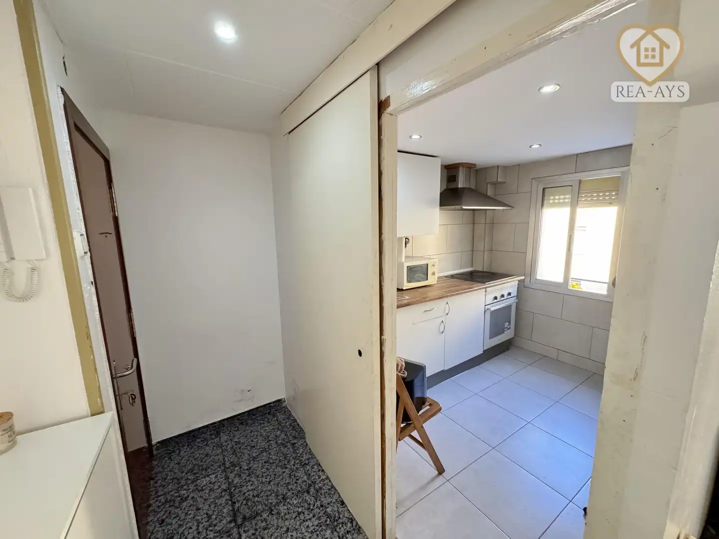 Kitchen of Flat for sale in Terrassa  with Furnished, Oven and Washing machine