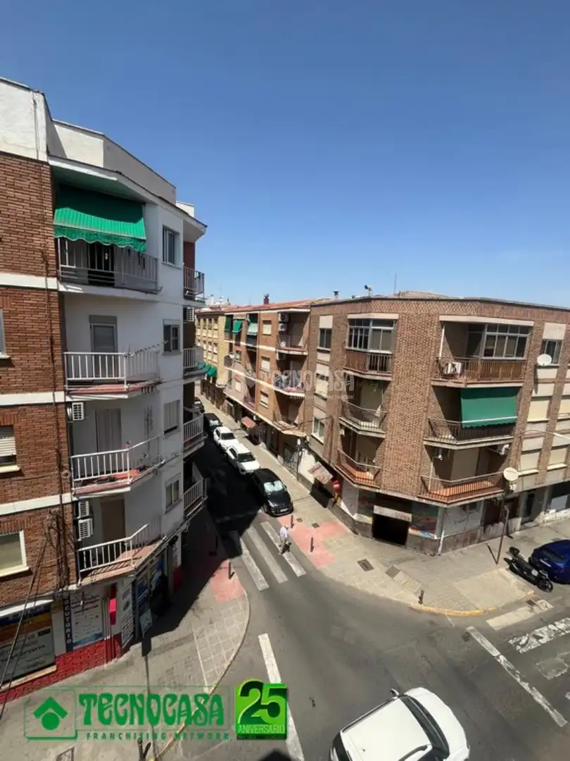 Vista exterior de Pis en venda en Ciudad Real amb Calefacció