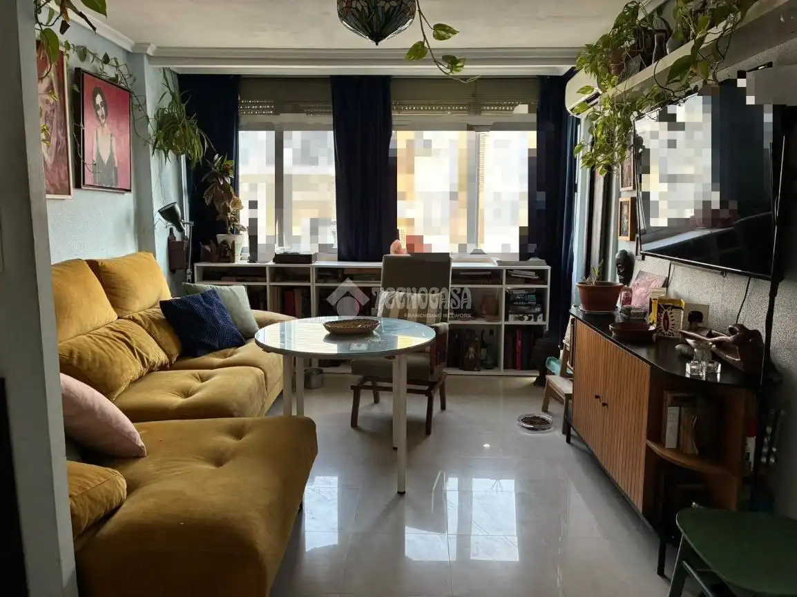 Living room of Flat for sale in Macarena