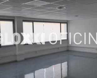 Office to rent in Esplugues de Llobregat  with Air Conditioner