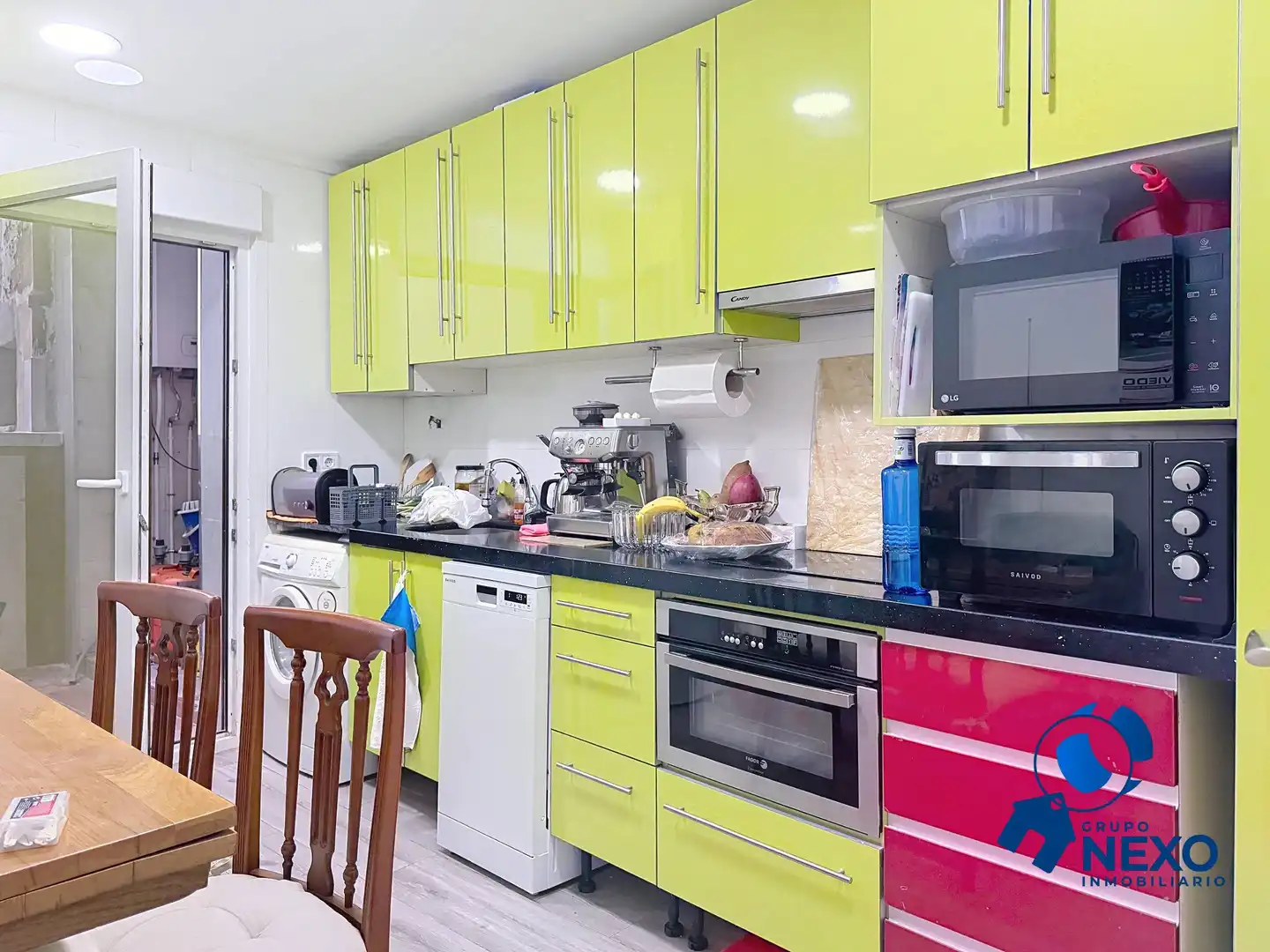 Cocina de Piso en venta en Oviedo  con Calefacción, Terraza y Amueblado
