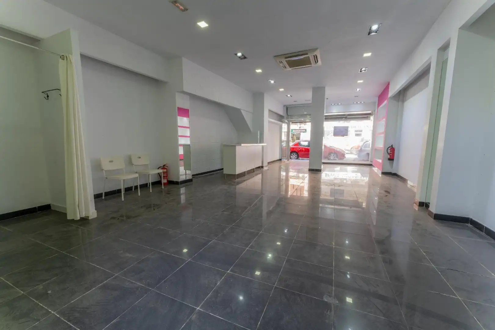 Local de alquiler en Elche / Elx con Aire acondicionado