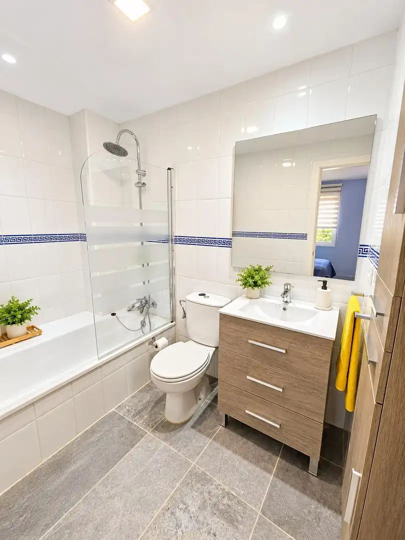 Bathroom of Flat for sale in Doña Julia Golf