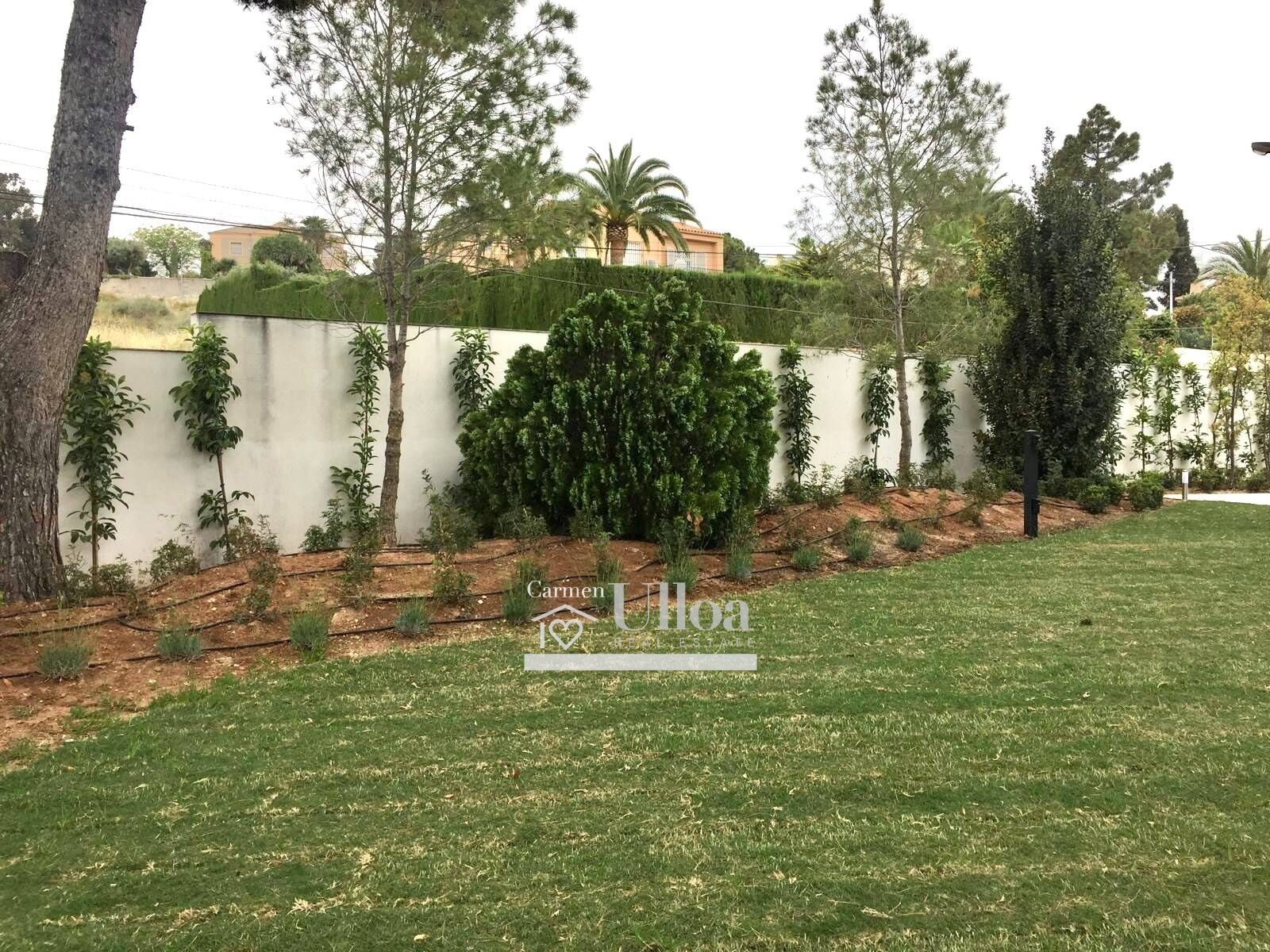 Casa o xalet en venda en Alicante / Alacant amb Jardí privat, Parquet i Terrassa