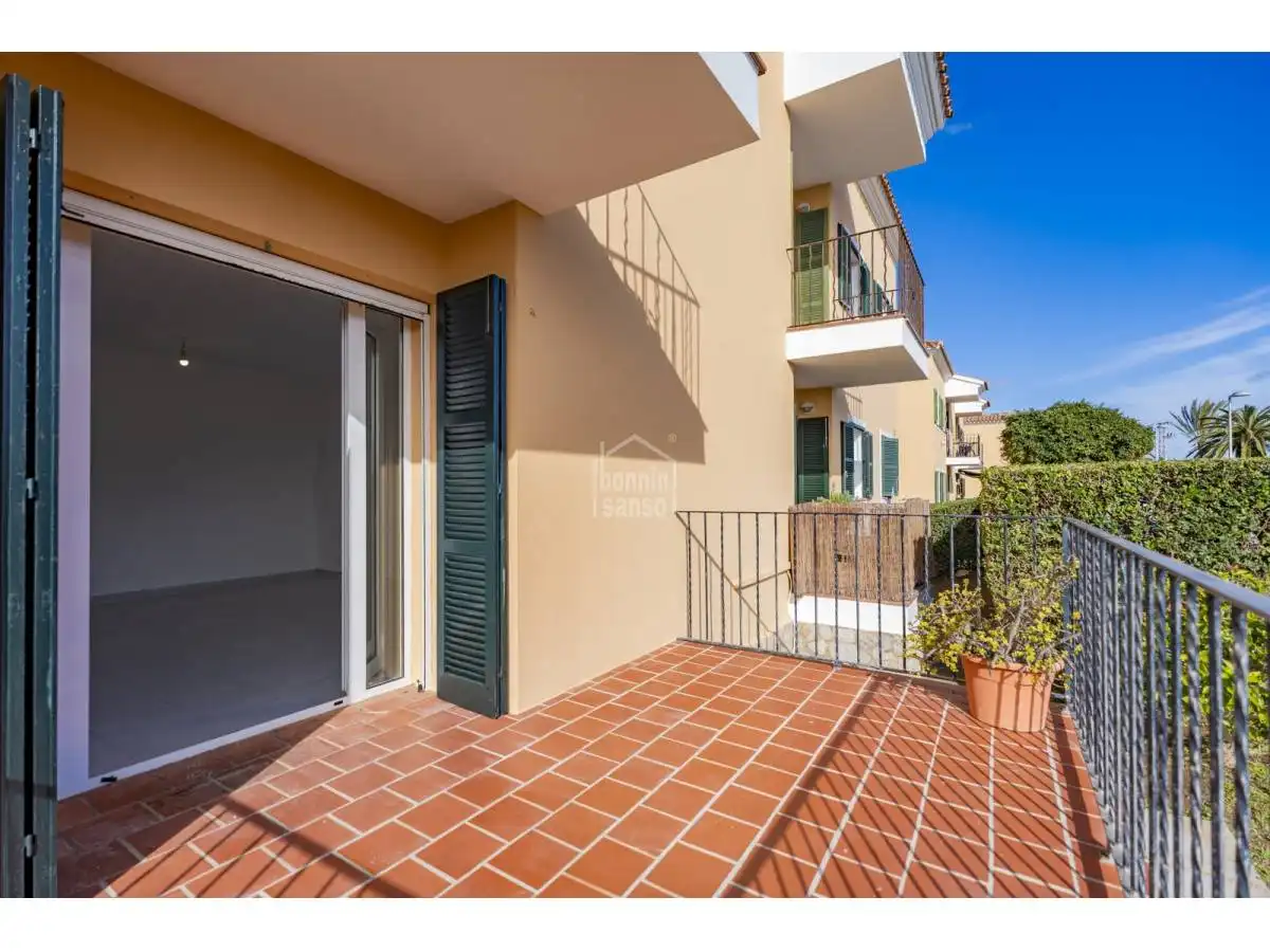 Terrassa de Apartament en venda en Es Castell amb Terrassa