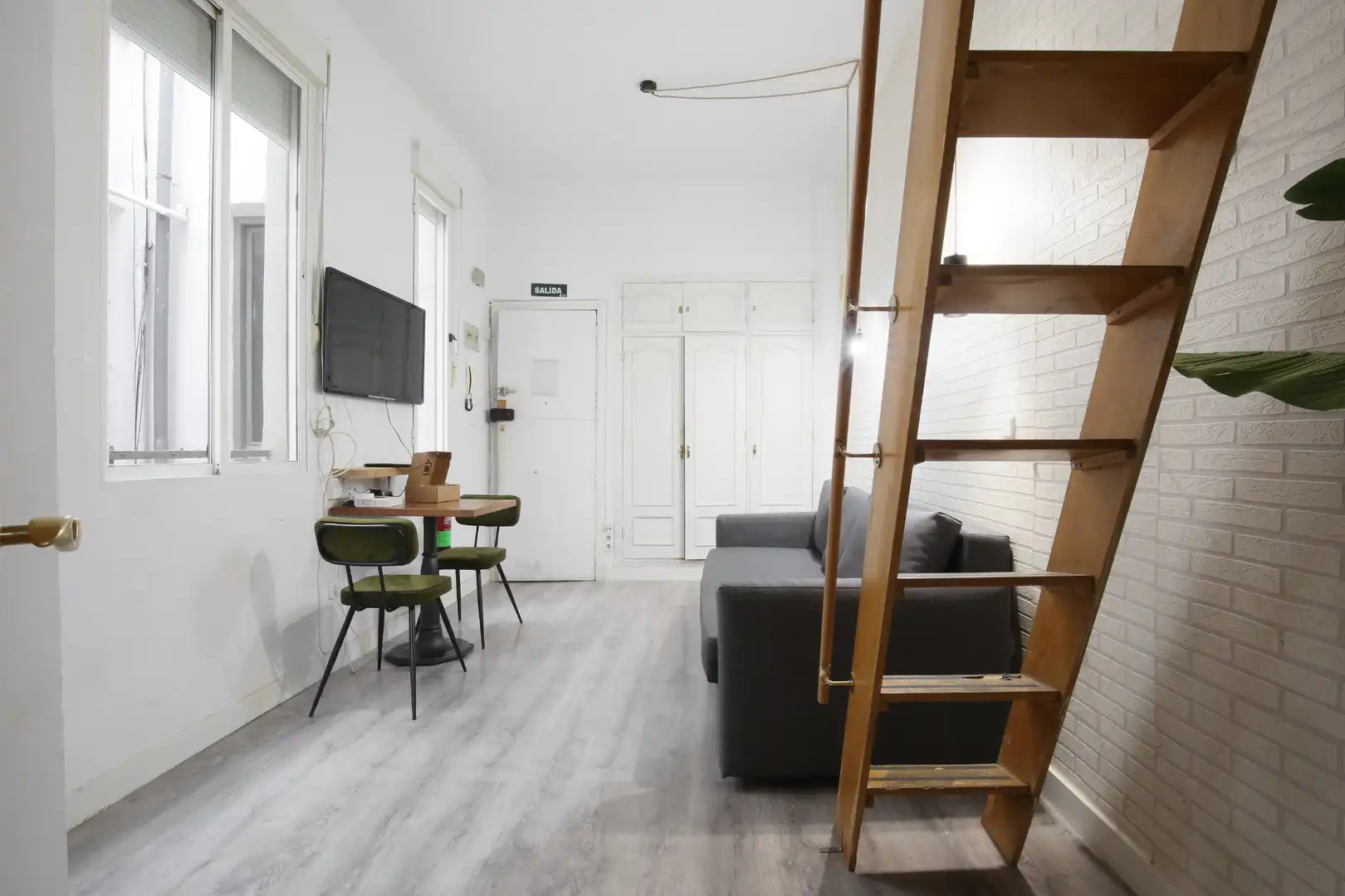 Habitación de Apartamento en venta en Madrid con Aire acondicionado, Calefacción y Amueblado