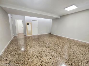Local comercial de lloguer a Castellbisbal