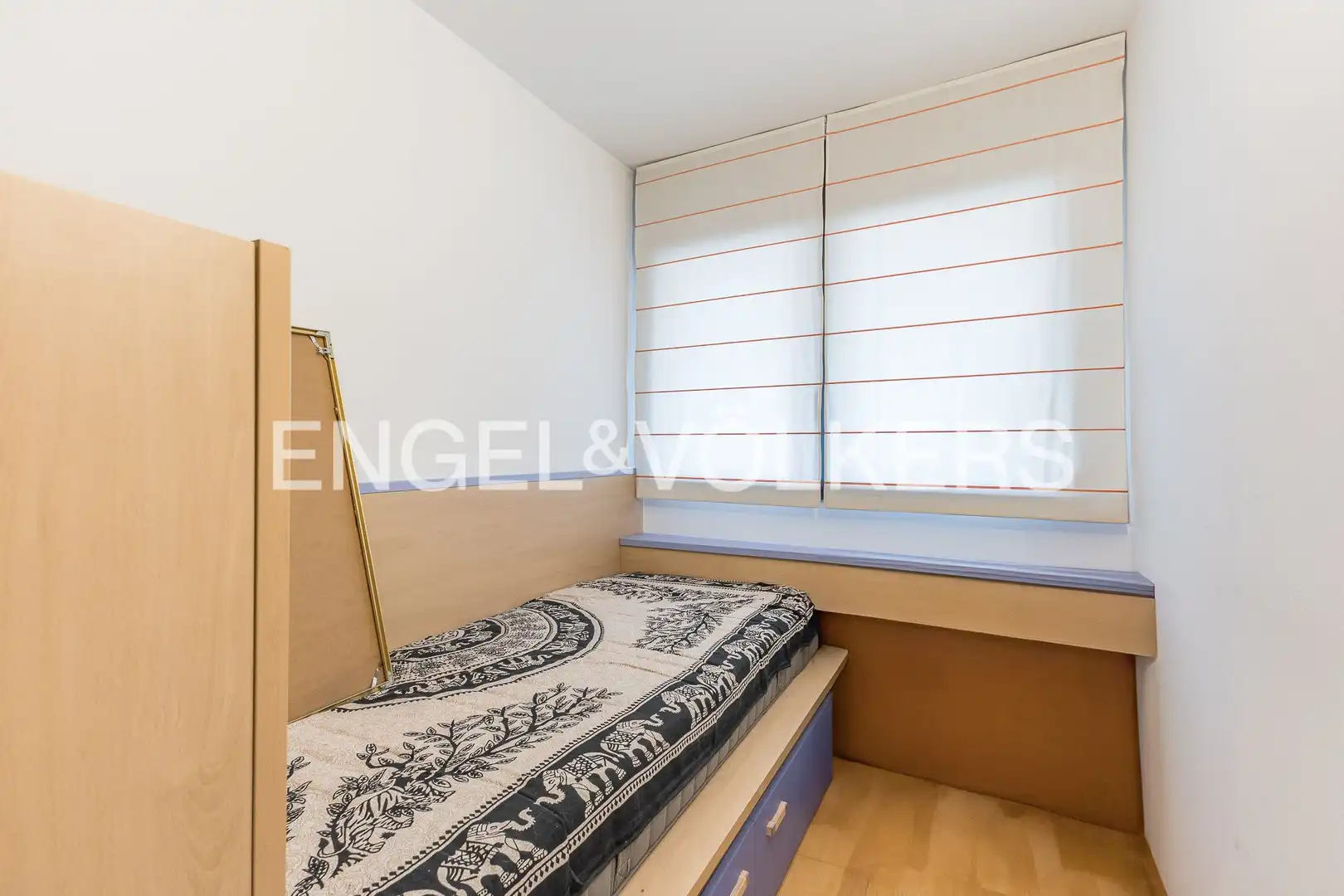 Bedroom of Flat for sale in Sabadell  with Air Conditioner, Heating and Parquet flooring
