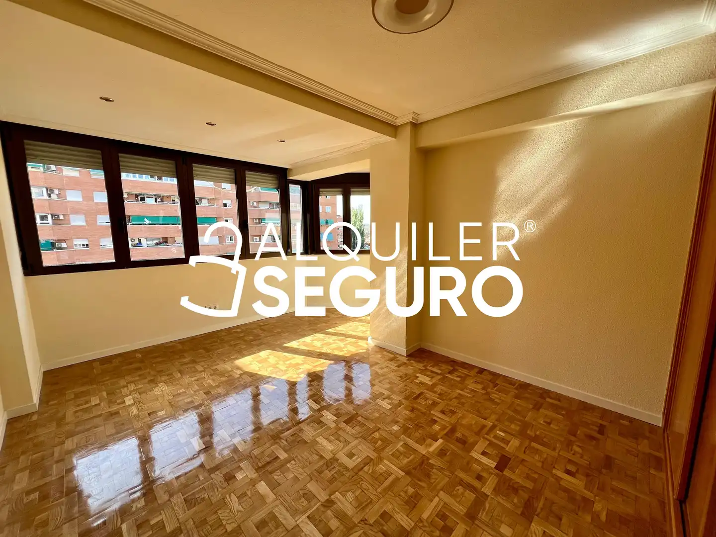 Bedroom of Flat for rent in Madrid  with Air Conditioner, Heating and Terrace
