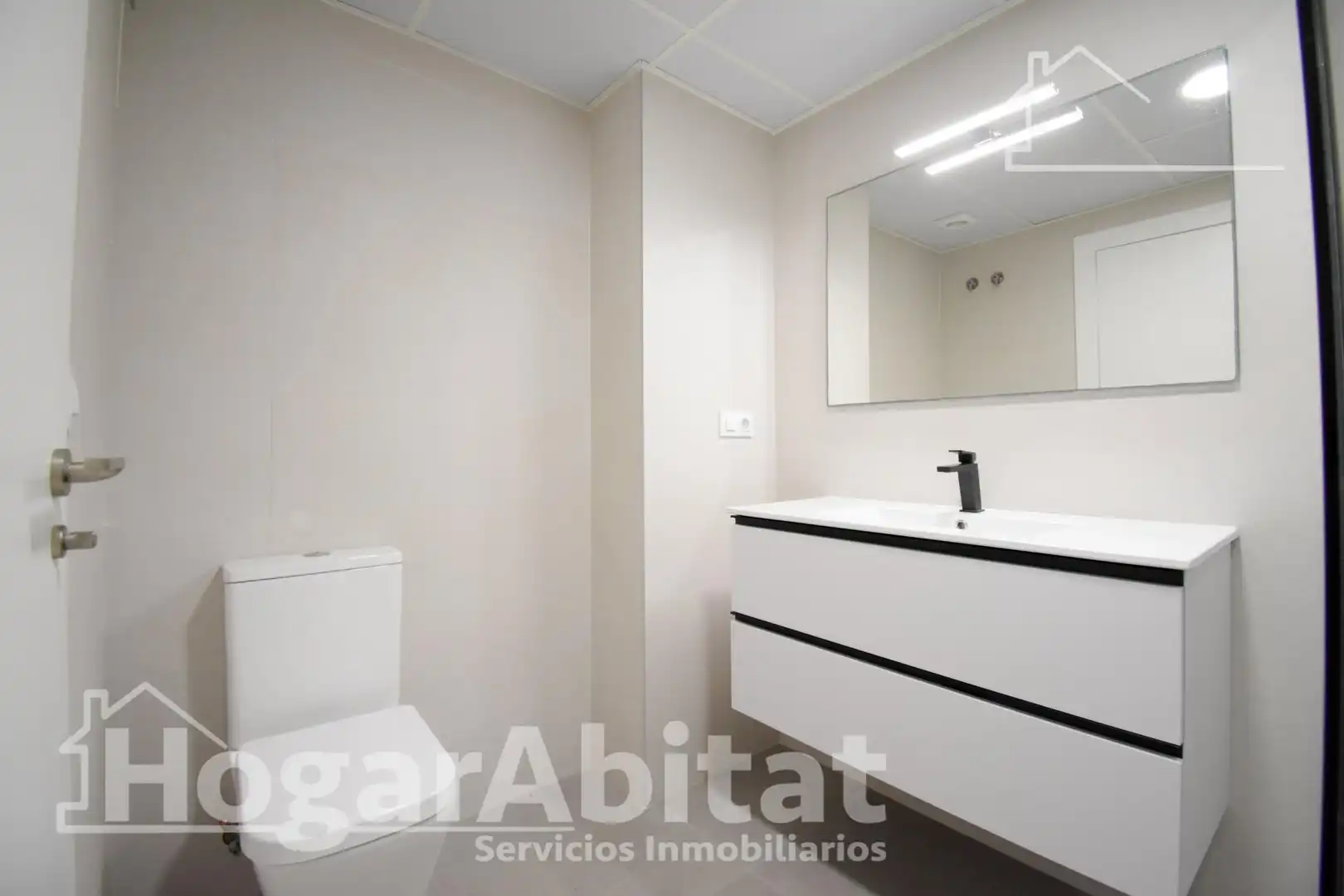 Badezimmer von Dachboden zum Verkauf in Dénia mit Terrasse, Alarm und Gemeinschaftspool