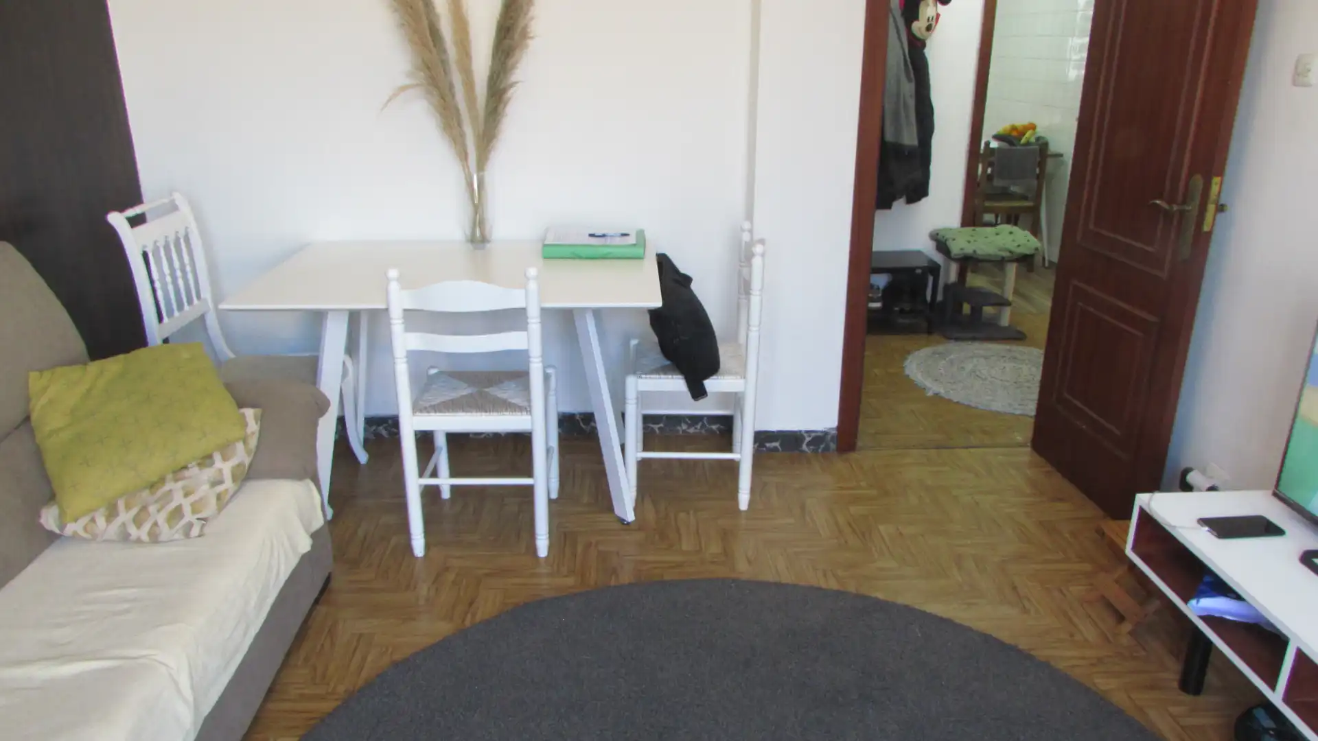 Sala d'estar de Pis en venda en Ferrol amb Moblat, Forn i Rentadora