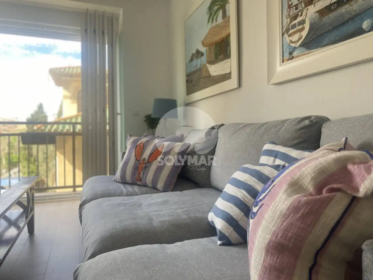 Living room of Flat for rent in Vélez-Málaga  with Air Conditioner, Furnished and Balcony
