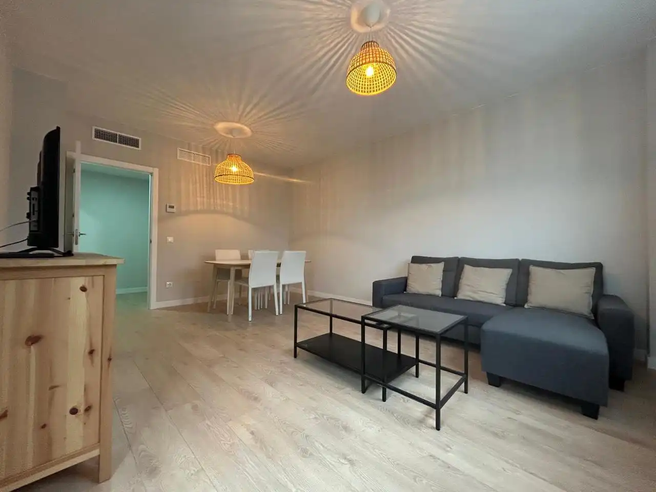 Appartement avec ascenseur à louer à Entrenúcleos, imagen 5