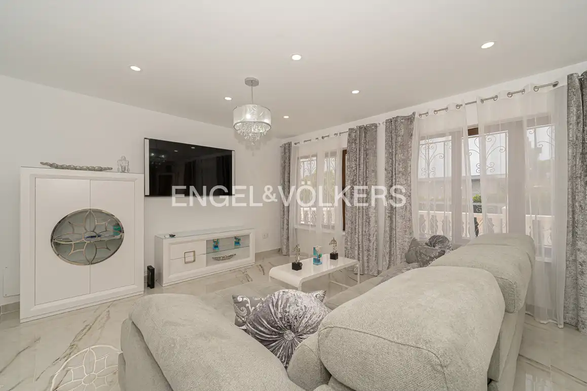 House with pool for sale in Coloma, imagen 5
