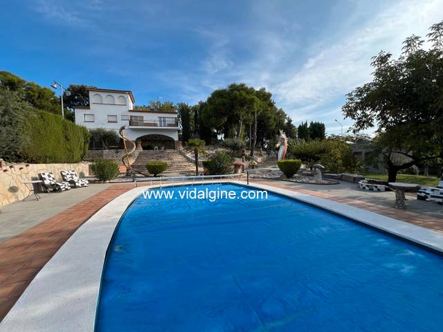 Casa-chalet en Venta en Carrer 15 en La Sentiu de Sió