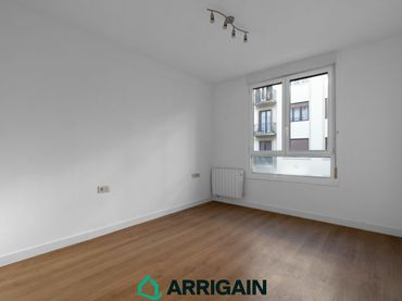 Wohnung mit Balkon zum Verkauf in Secundino Esnaola Kalea