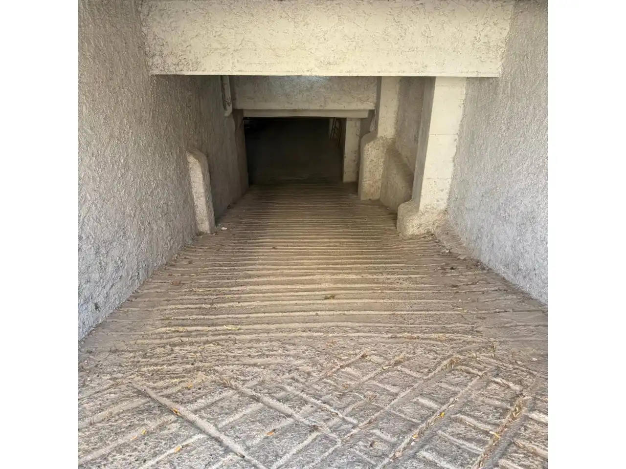 Garage for sale in Manresa
