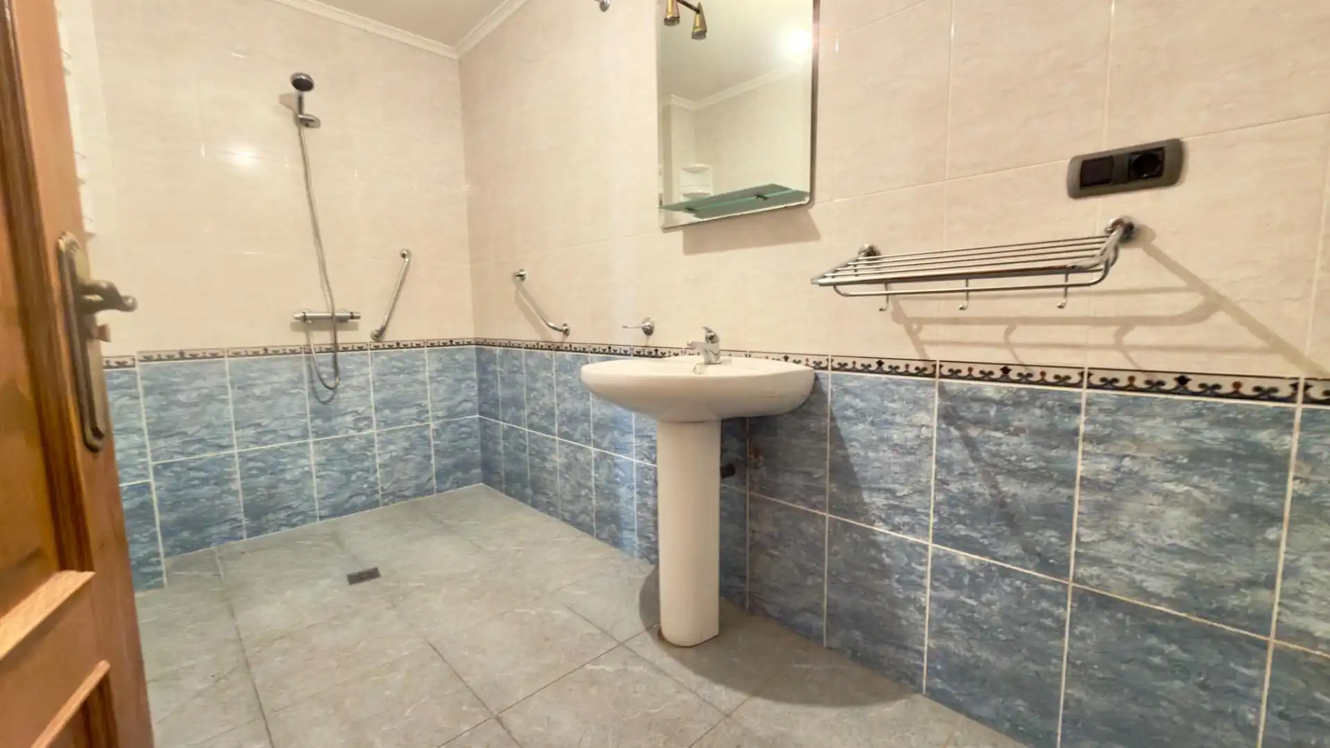 Baño de Casa o chalet en venta en A Peroxa  con Calefacción, Jardín privado y Terraza