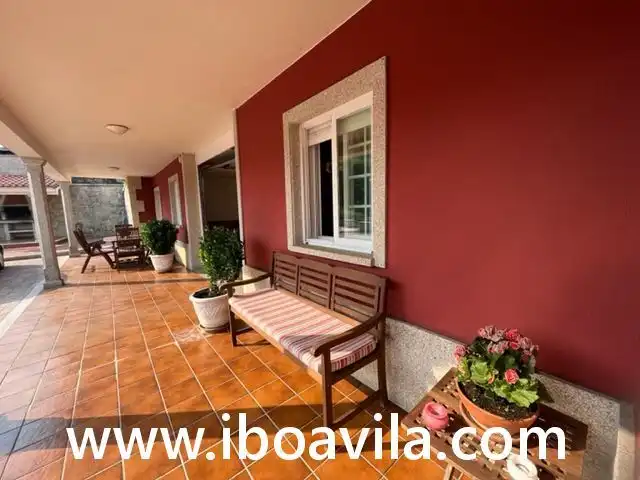 Terrassa de Casa o xalet en venda en Pontevedra Capital  amb Jardí privat, Terrassa i Traster