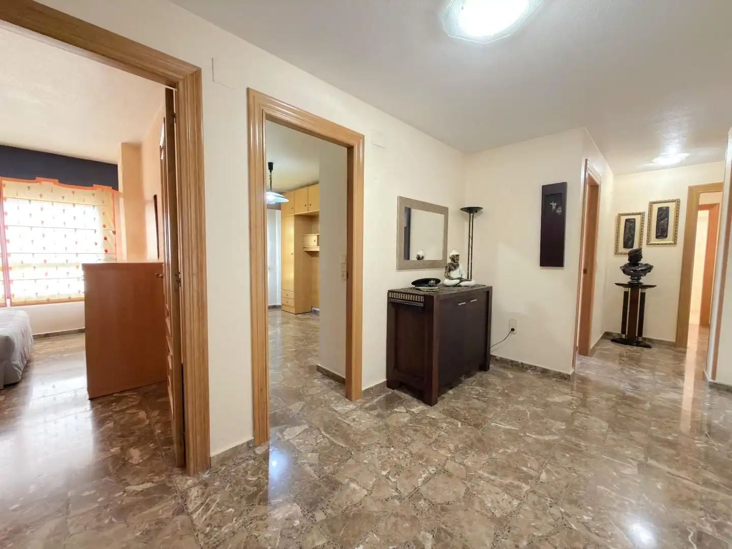 Flat with lift for sale in GREGORIO MAYANS Y CISCAR, imagen 3