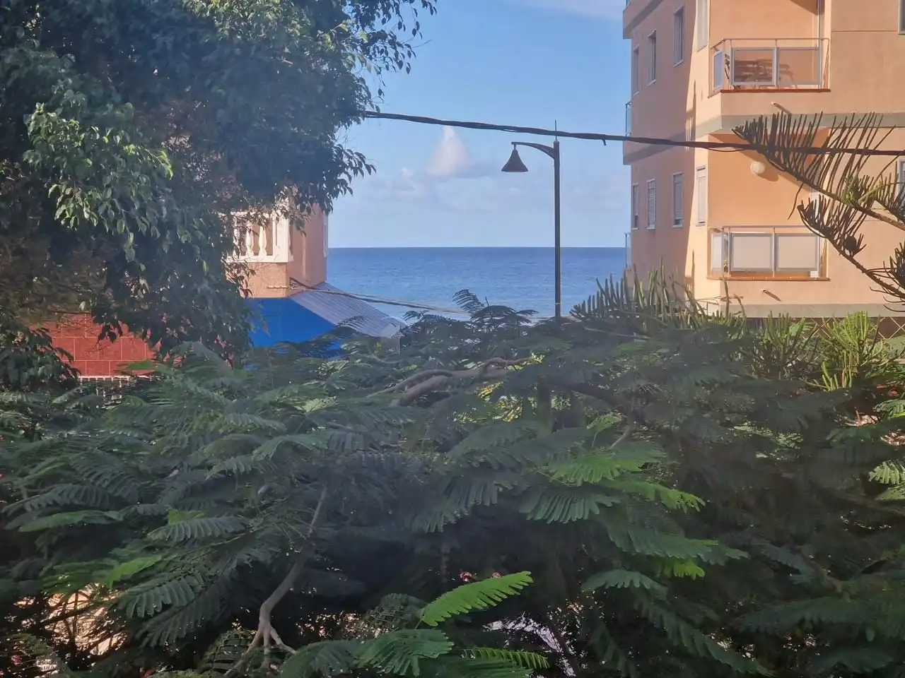 Vista exterior de Apartamento de alquiler en Arona con Terraza y Amueblado