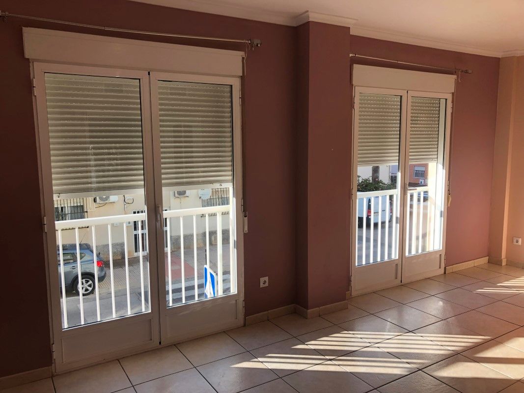 Single-family semi-detached to rent in Gandia  with Private garden, Terrace and Balcony