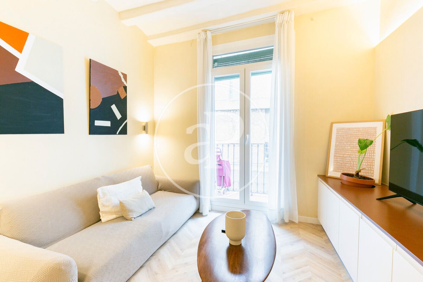 Sala de estar de Piso en venta en  Barcelona Capital con Calefacción, Amueblado y Balcón