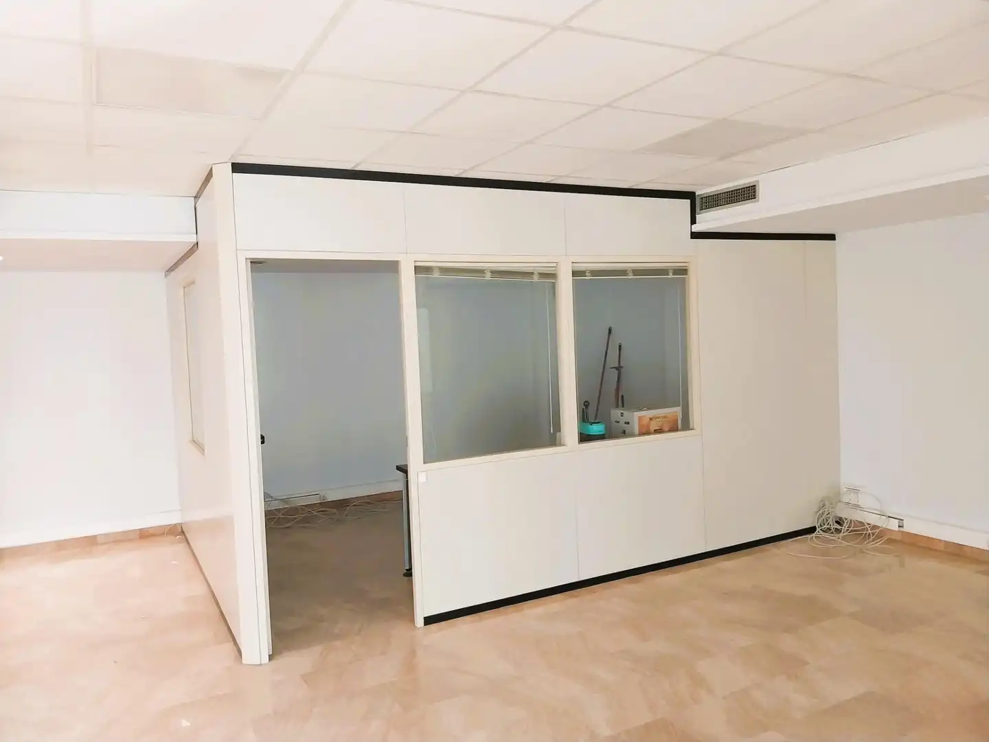 Bureau avec ascenseur à louer à Carrer Carrer Cristòfor Colom, imagen 8