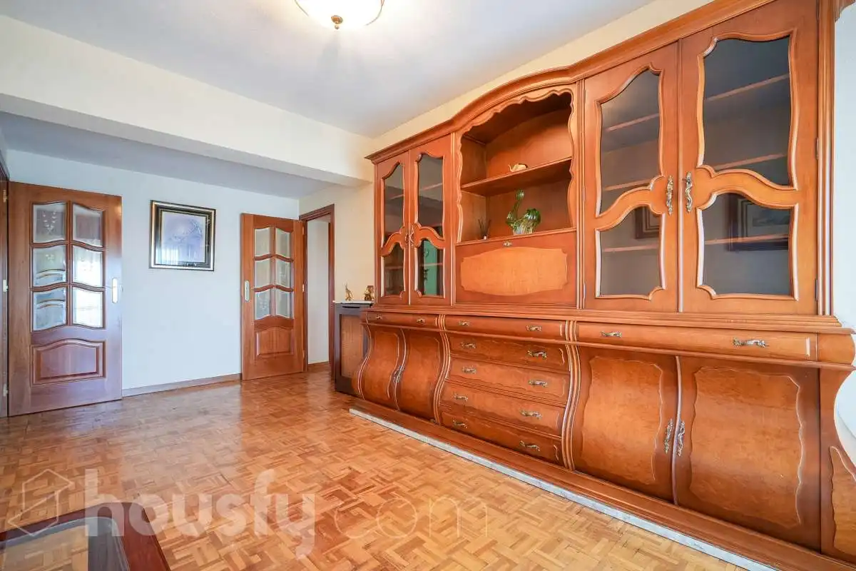 Bedroom of Flat for sale in Madrid  with Heating, Terrace and Storage room