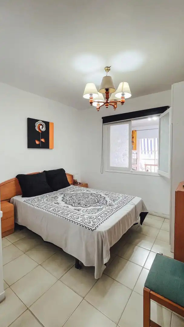 Habitación de Piso en venta en Benidorm con Aire acondicionado, Terraza y Balcón