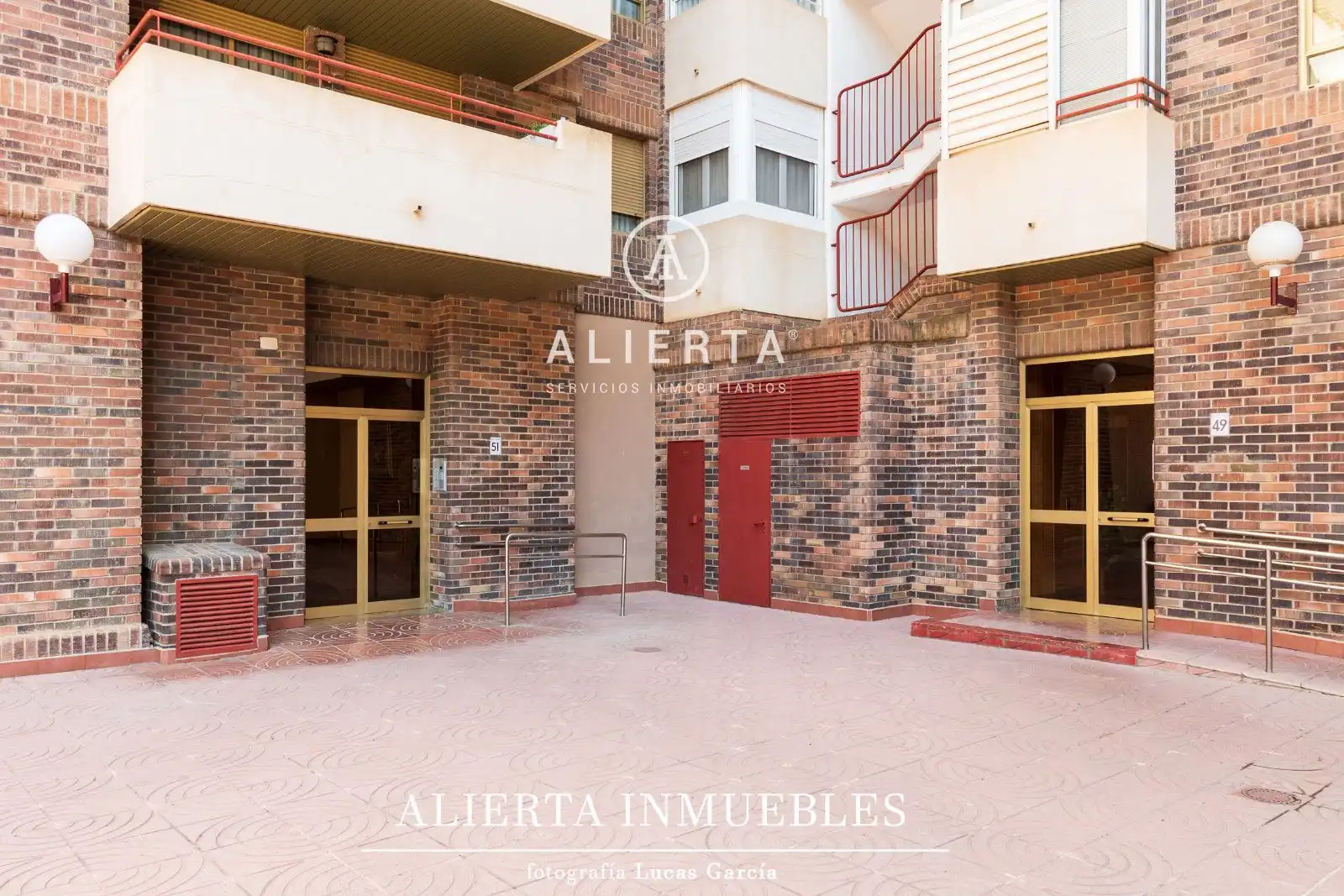 Exterior view of Flat for sale in Zaragoza  with Heating and Storage room