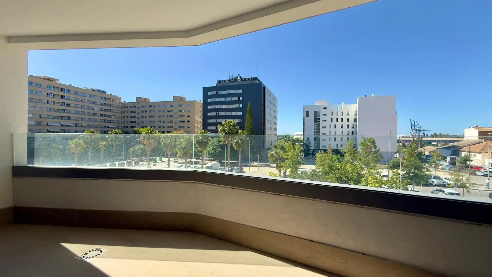 Apartamento con piscina en venta en Avenida CAT SOLER, imagen 3