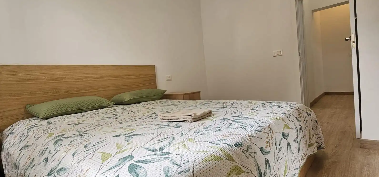 Schlafzimmer von Wohnungen zum Verkauf in Arona mit Möbliert und Gemeinschaftspool