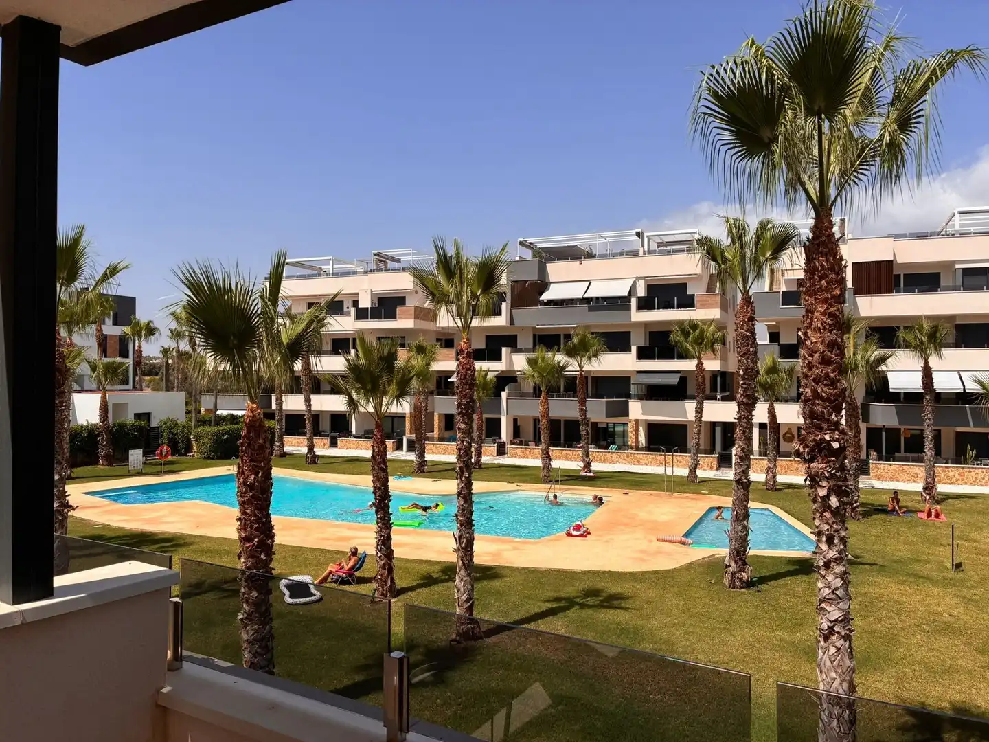 Apartamento con piscina en venta en Orihuela Costa, imagen 24