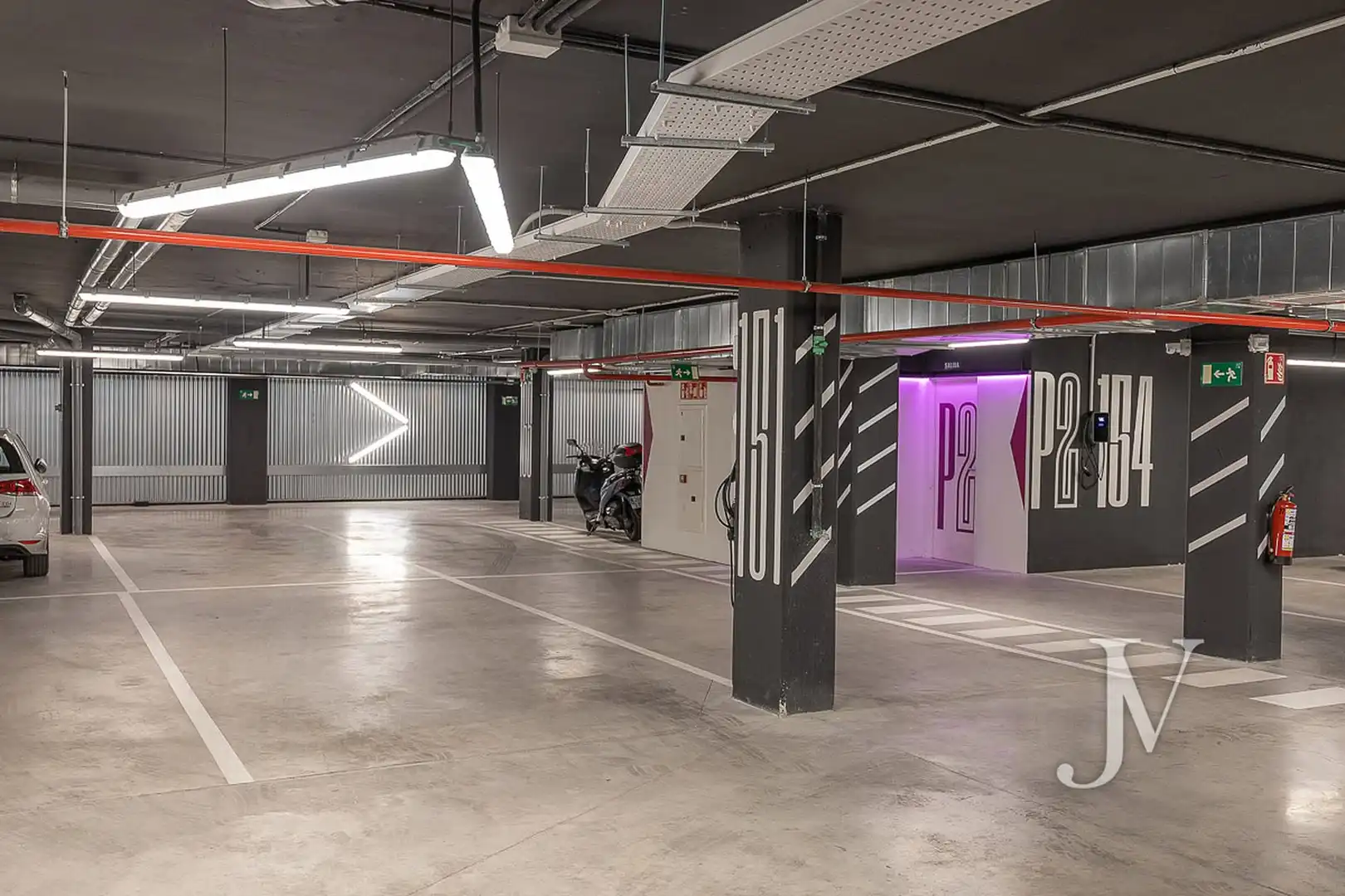 Parking of Duplexes for sale in Madrid  with Air Conditioner, Heating and Private garden