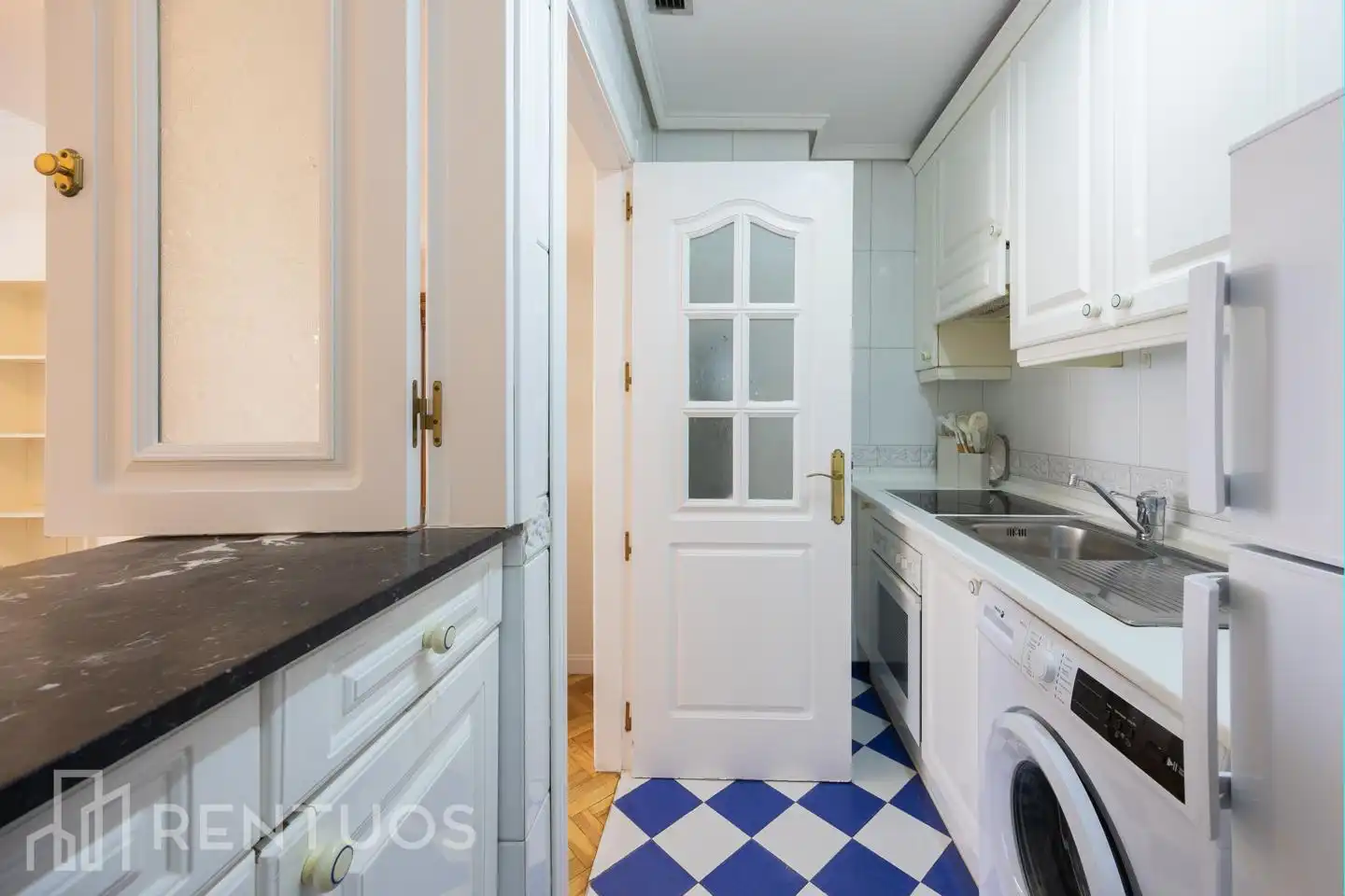 Cocina de Piso de alquiler en Madrid con Aire acondicionado, Parquet y Amueblado