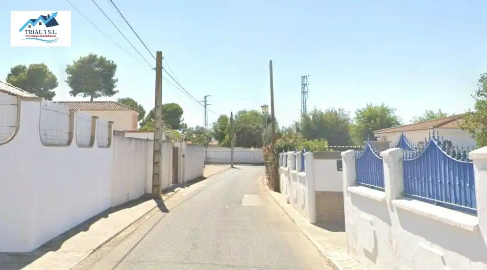 Vista exterior de Casa o chalet en venta en Utrera