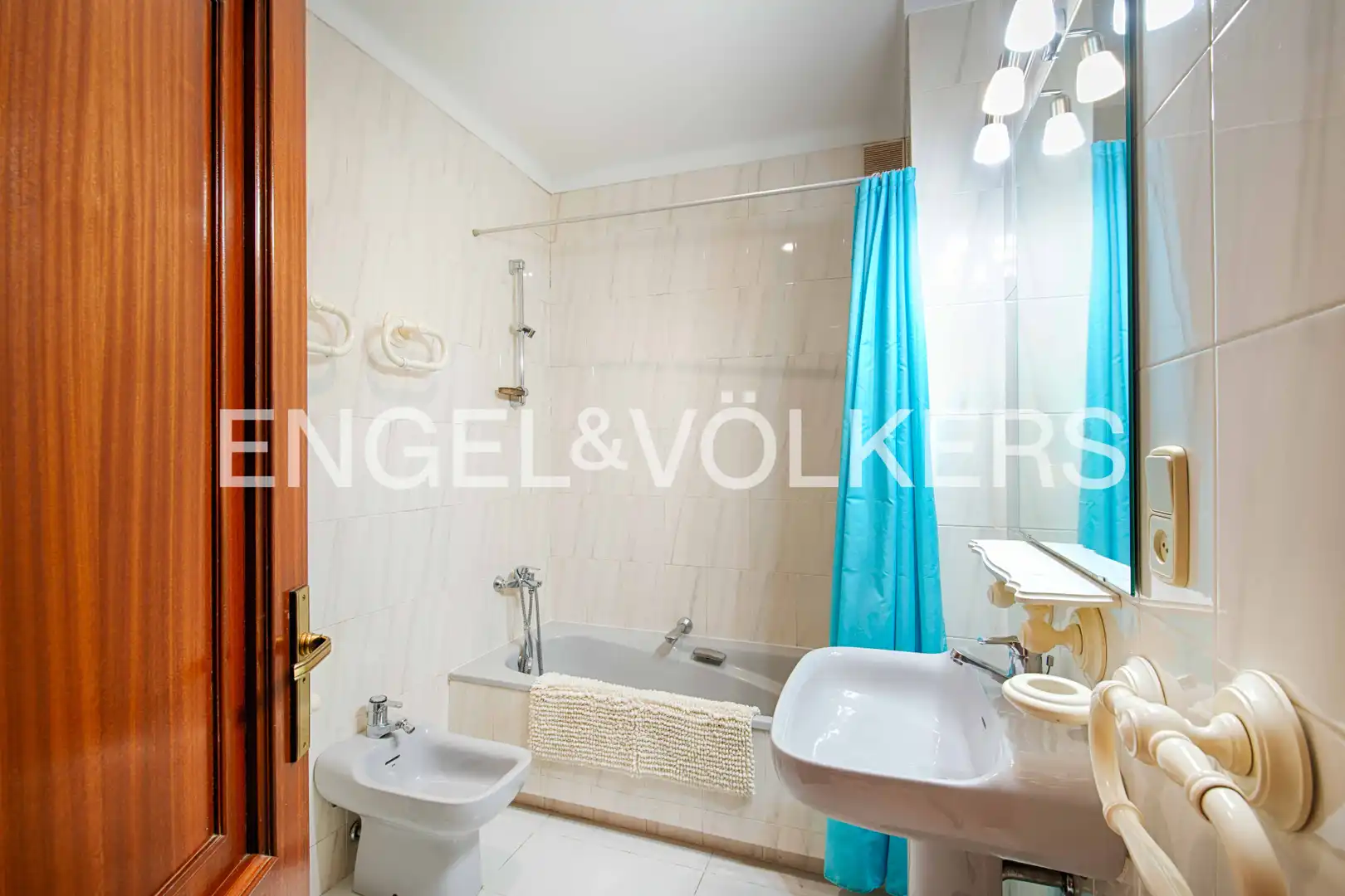 Detached house with pool for sale in Carrer de la Pujada del Puig Rom, imagen 28