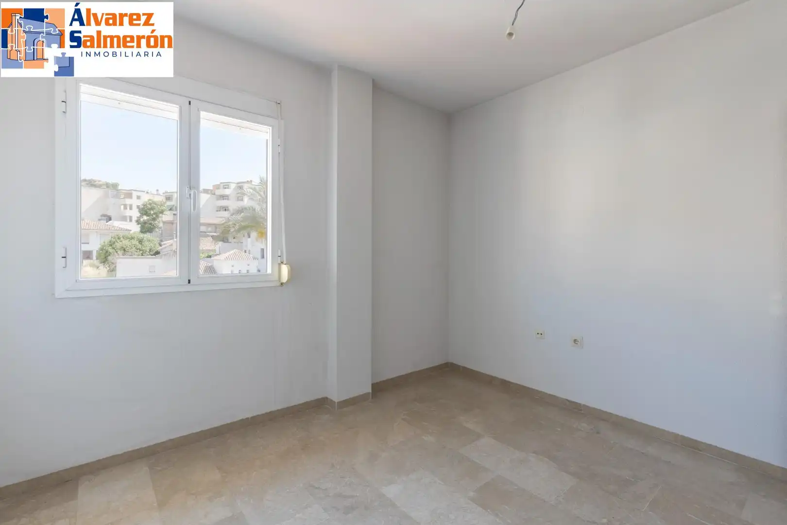 Habitación de Ático en venta en Cenes de la Vega con Terraza