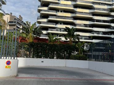 Individual with lift for sale in Periodista Tirso Marín 4