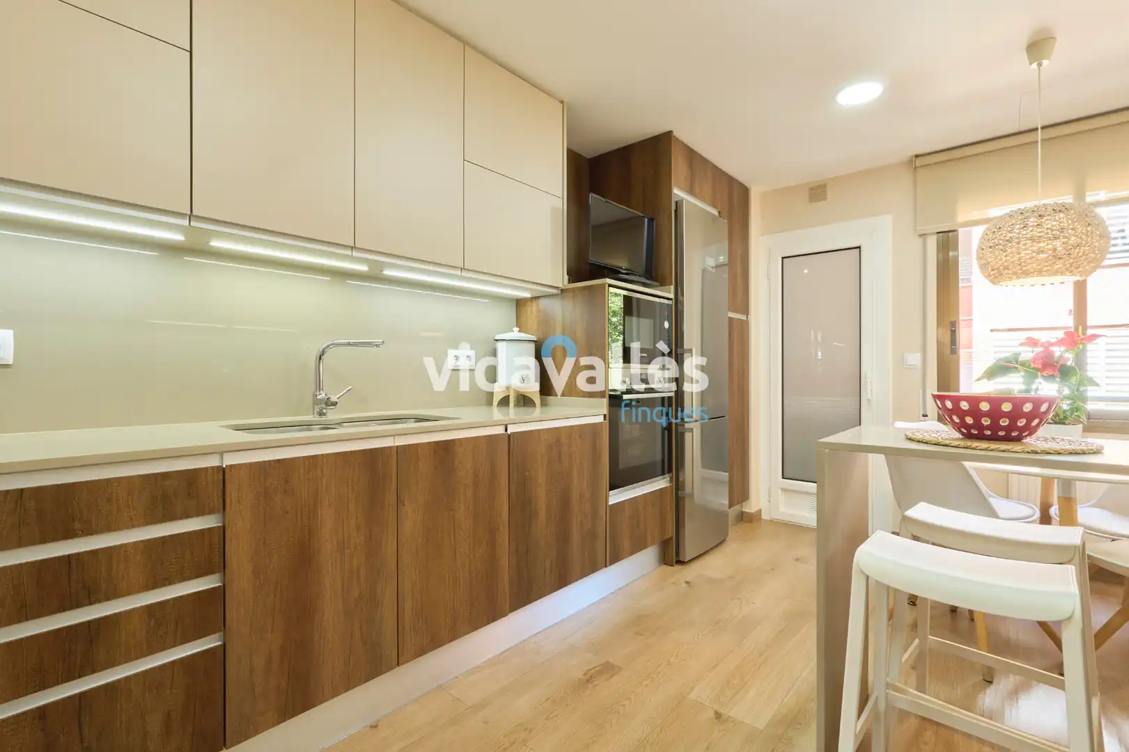 Küche von Wohnung zum Verkauf in Barcelona mit Klimaanlage, Heizung und Terrasse