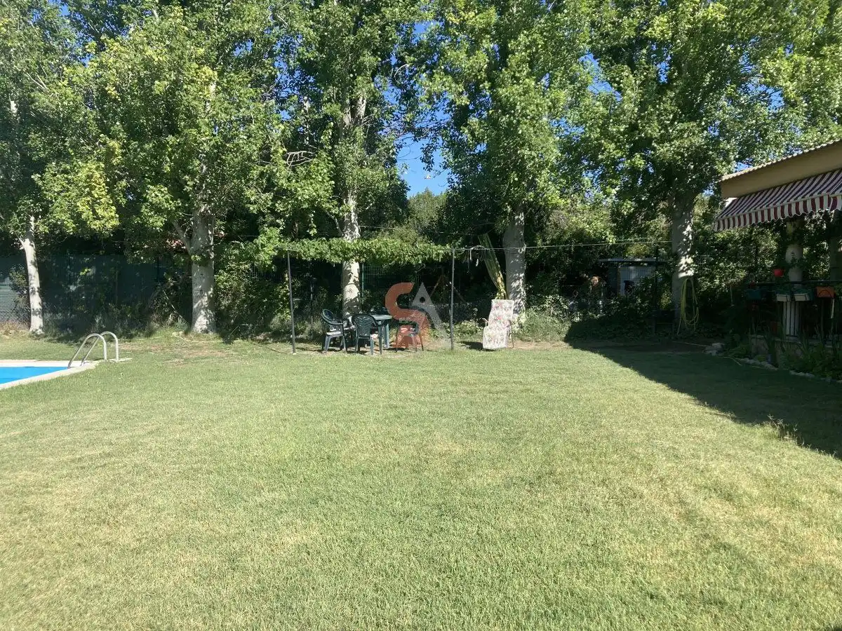 Jardín de Casa o chalet en venta en Cubillas de Santa Marta con Calefacción, Jardín privado y Terraza