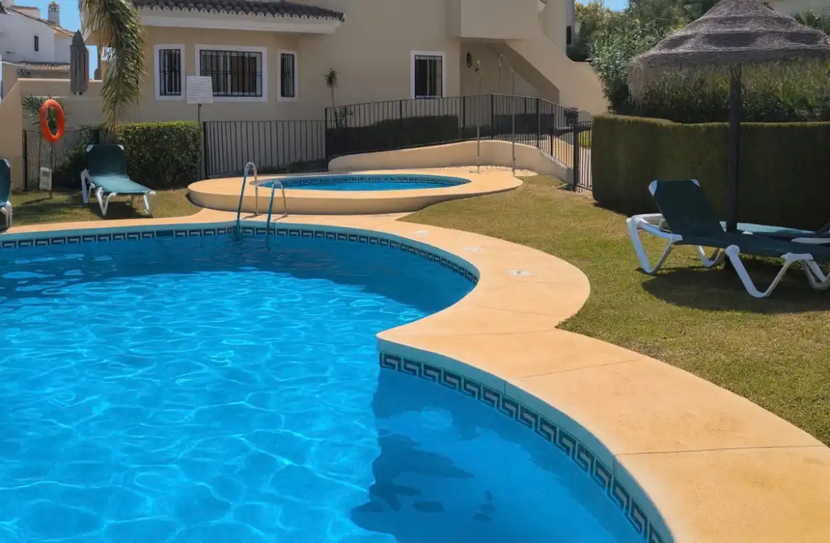 Flat with pool for sale in Doña Julia Golf, imagen 18