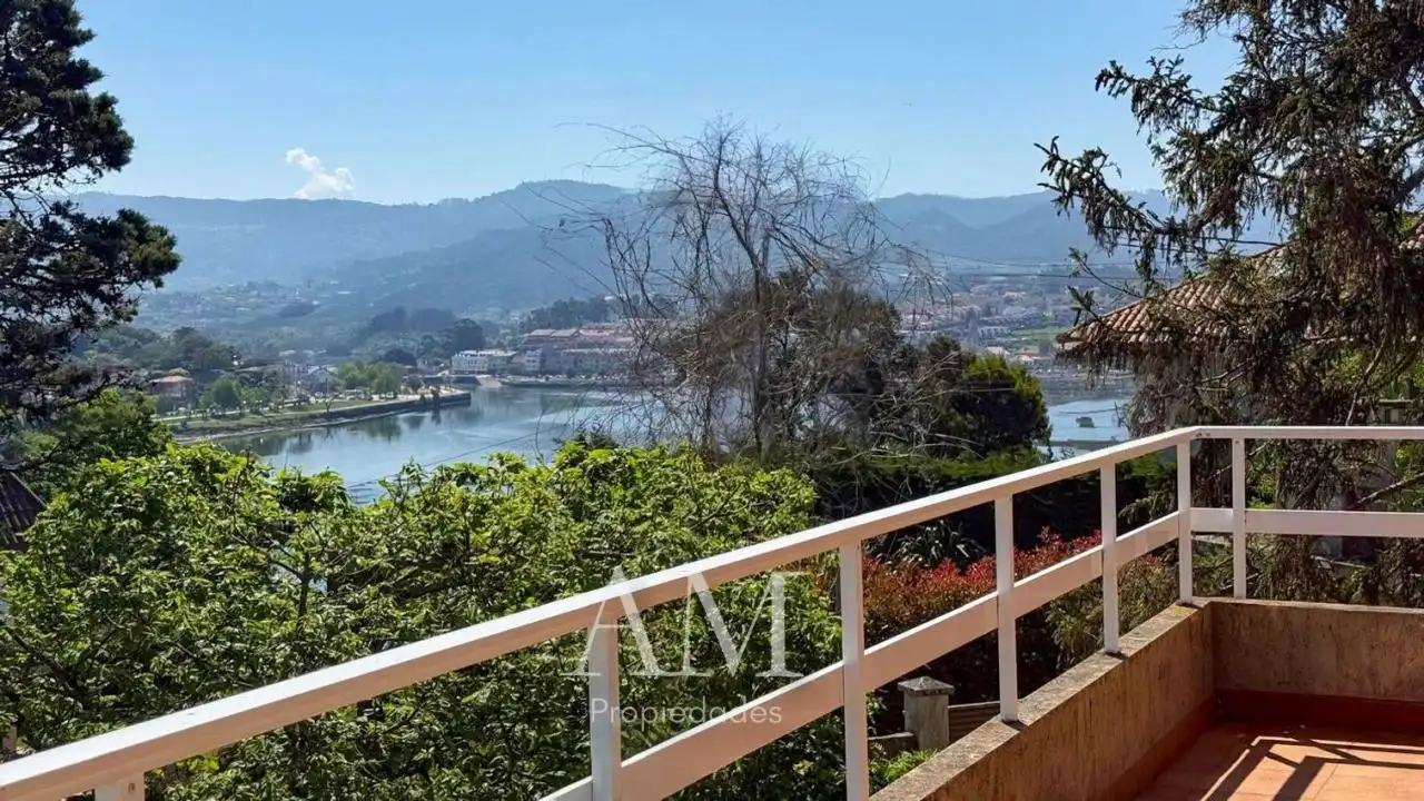 Xalet amb jardí en venda a Montelourido - Nigrán, imagen 5