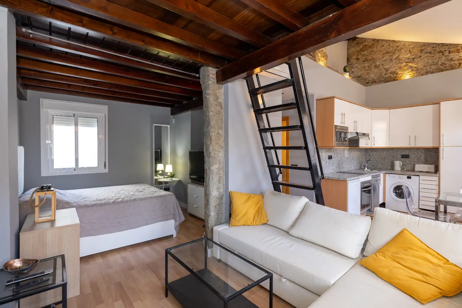 Dormitori de Apartament en venda en Málaga amb Aire condicionat, Calefacció i Balcó